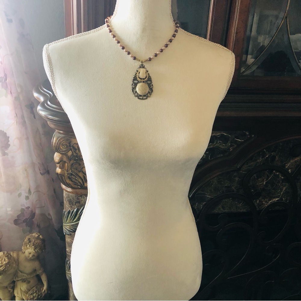 Handcrafted repurpose filigree pendant Czech Pearl necklace - Picture 7 of 11
